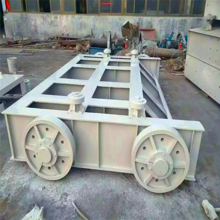 平定轮钢闸门